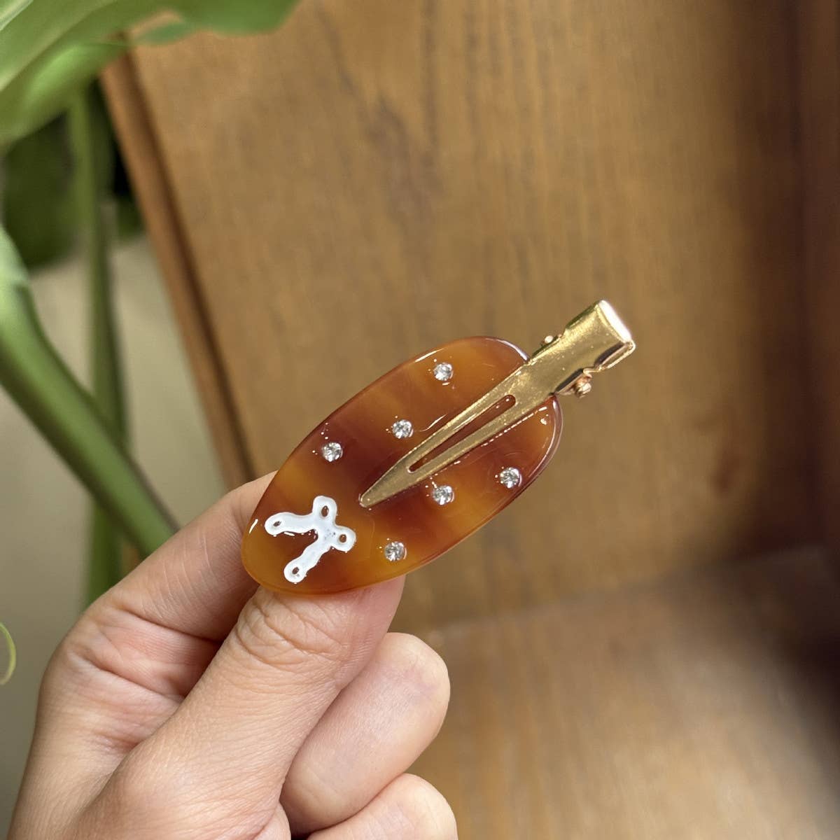 CWAHA4517_SEAMLESS DIAMOND DROP OIL BOW HAIR CLIP