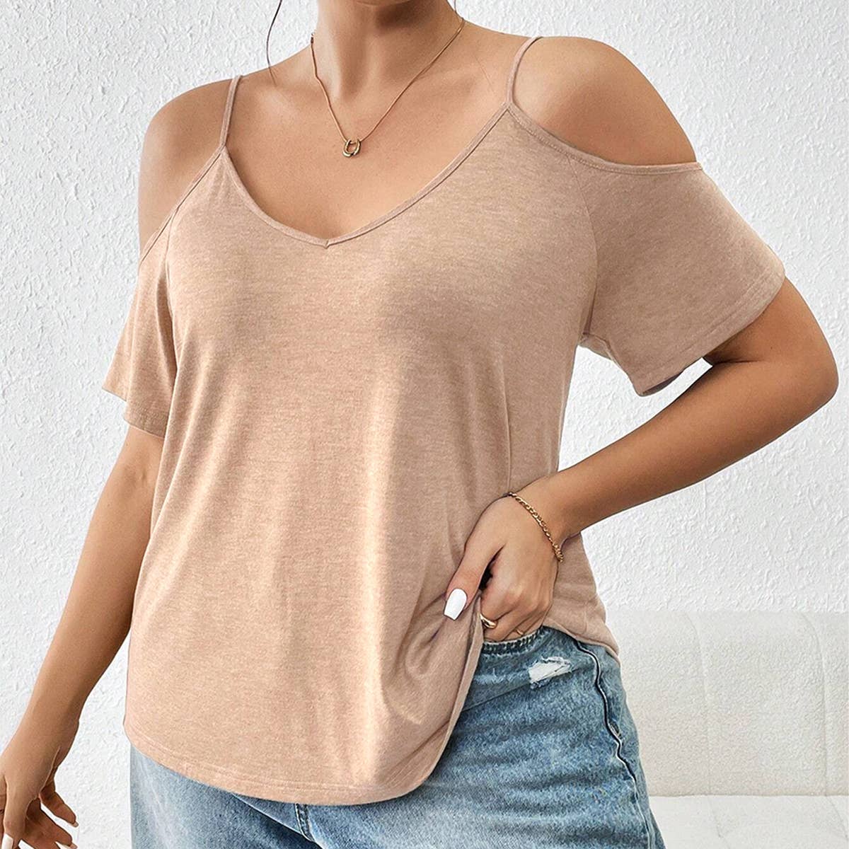 Slim Fit Off Shoulder Cami Tee ??Summer Top_CWTHT0276