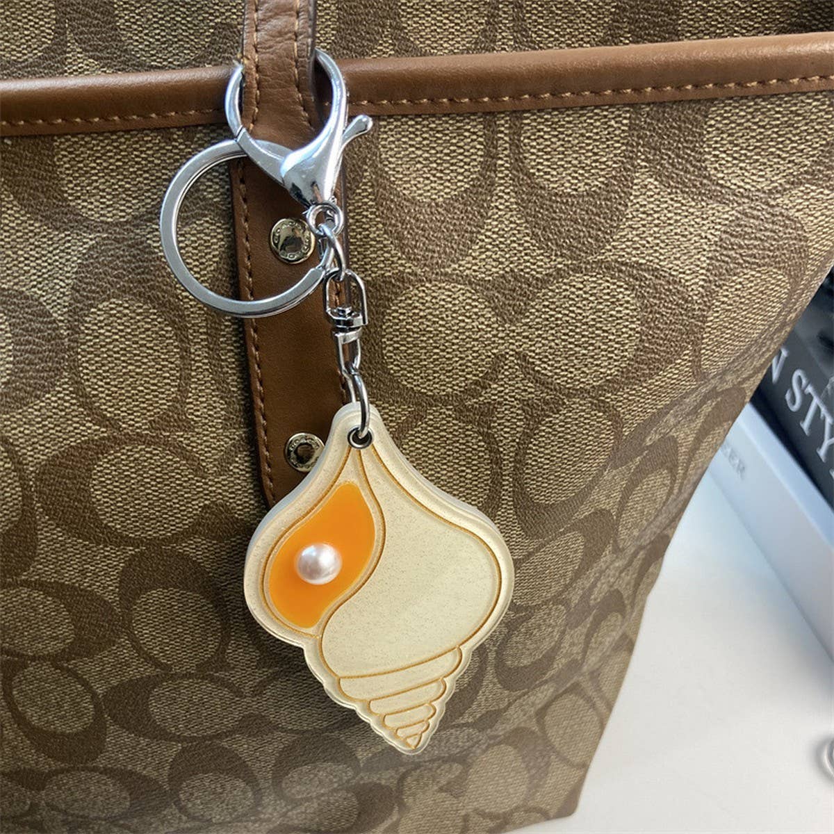 Creative Seashell Round Mirror Keychain Acrylic