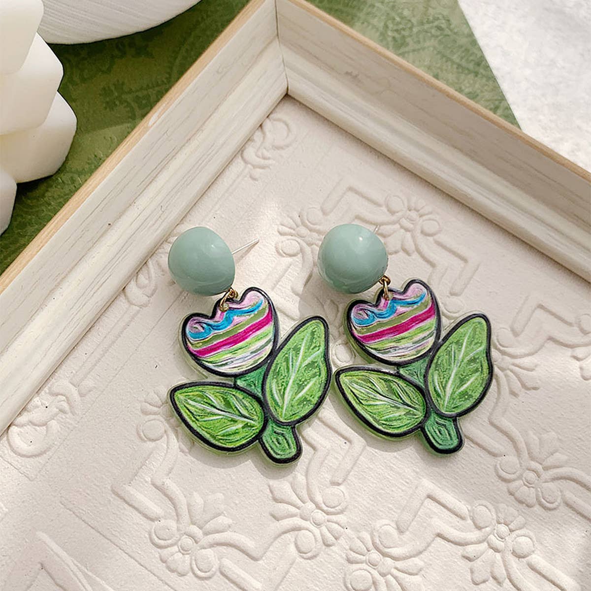 CONTRAST COLOR GRAFFITI FLOWER EARRINGS