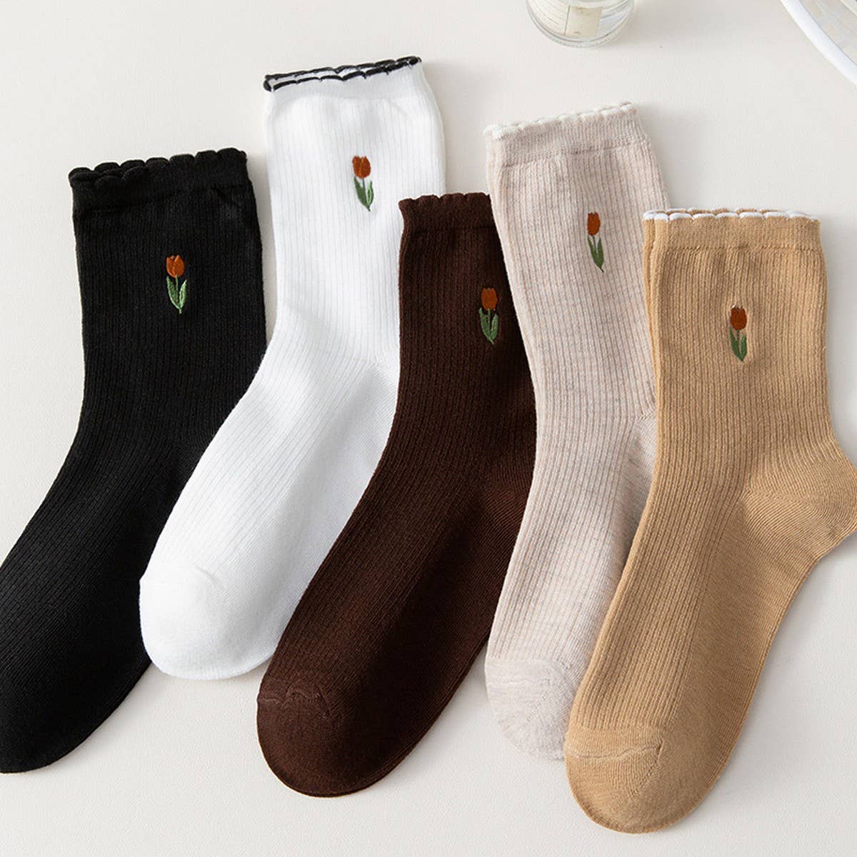FLORAL EMBROIDERED COTTON SOCKS