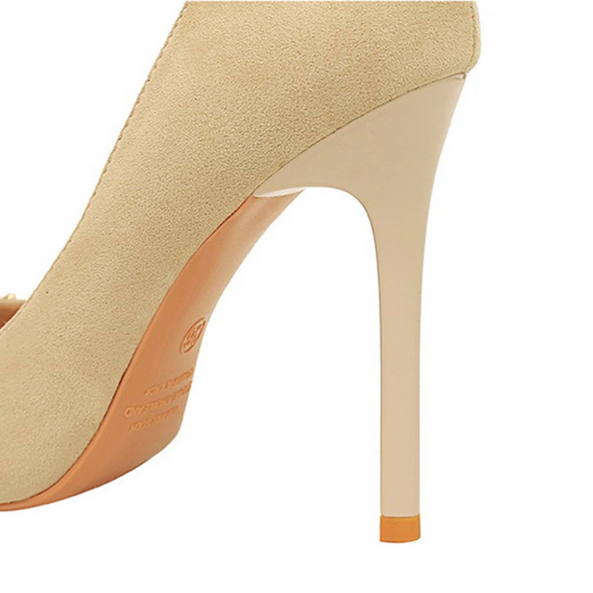 SHALLOW-MOUTHED AND POINTED PEARL CHAIN HIGH HEELS