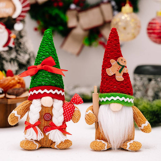 CWMM10340_RED GREEN GINGERBREAD GNOME CHRISTMAS DECOR