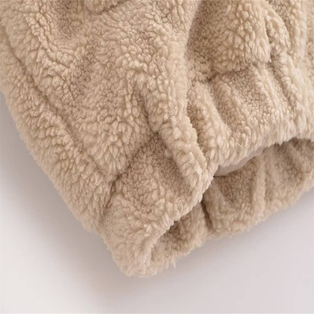 Street-style fleece pilot jacket coat