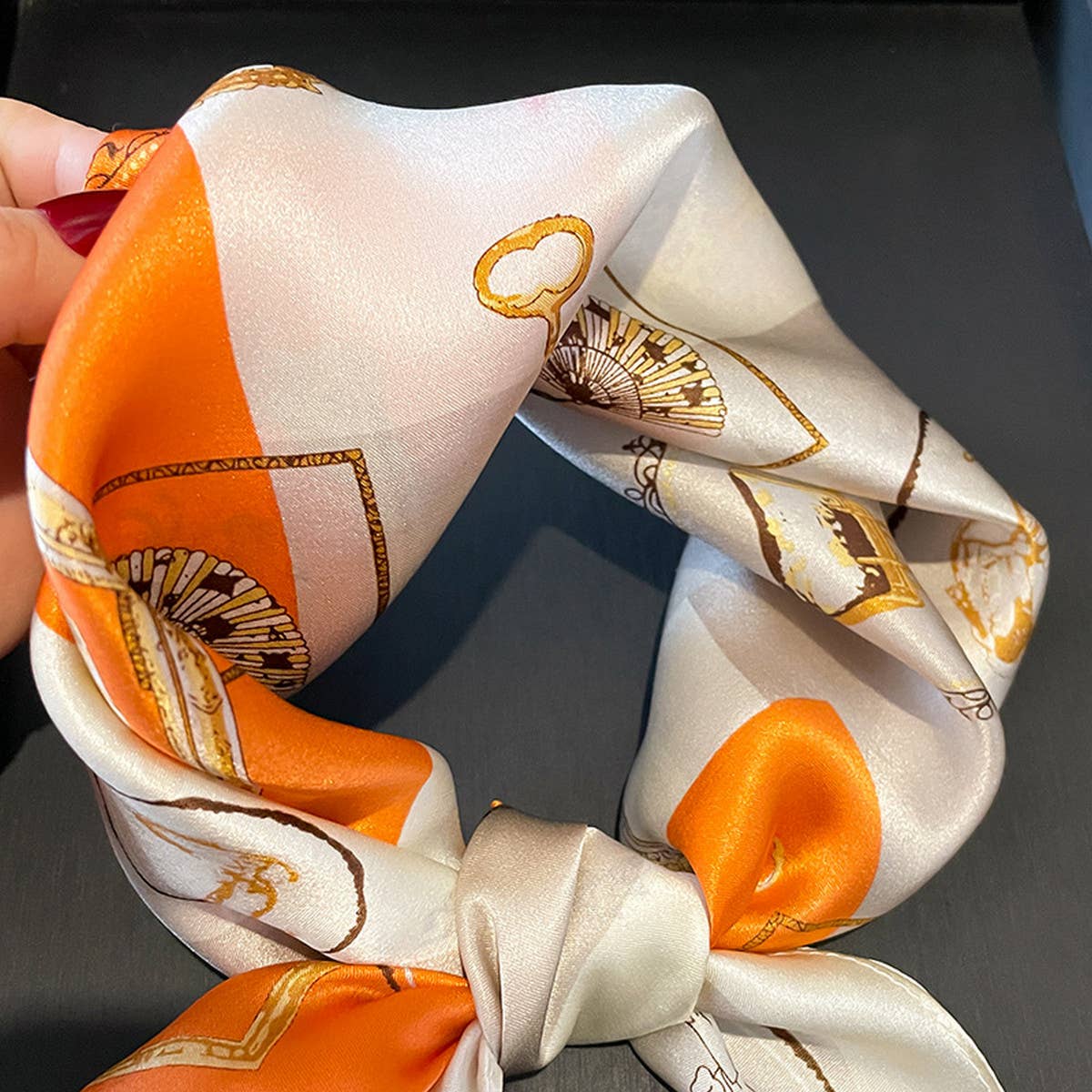 Elegant Spring/Fall Neck Wrap for Women