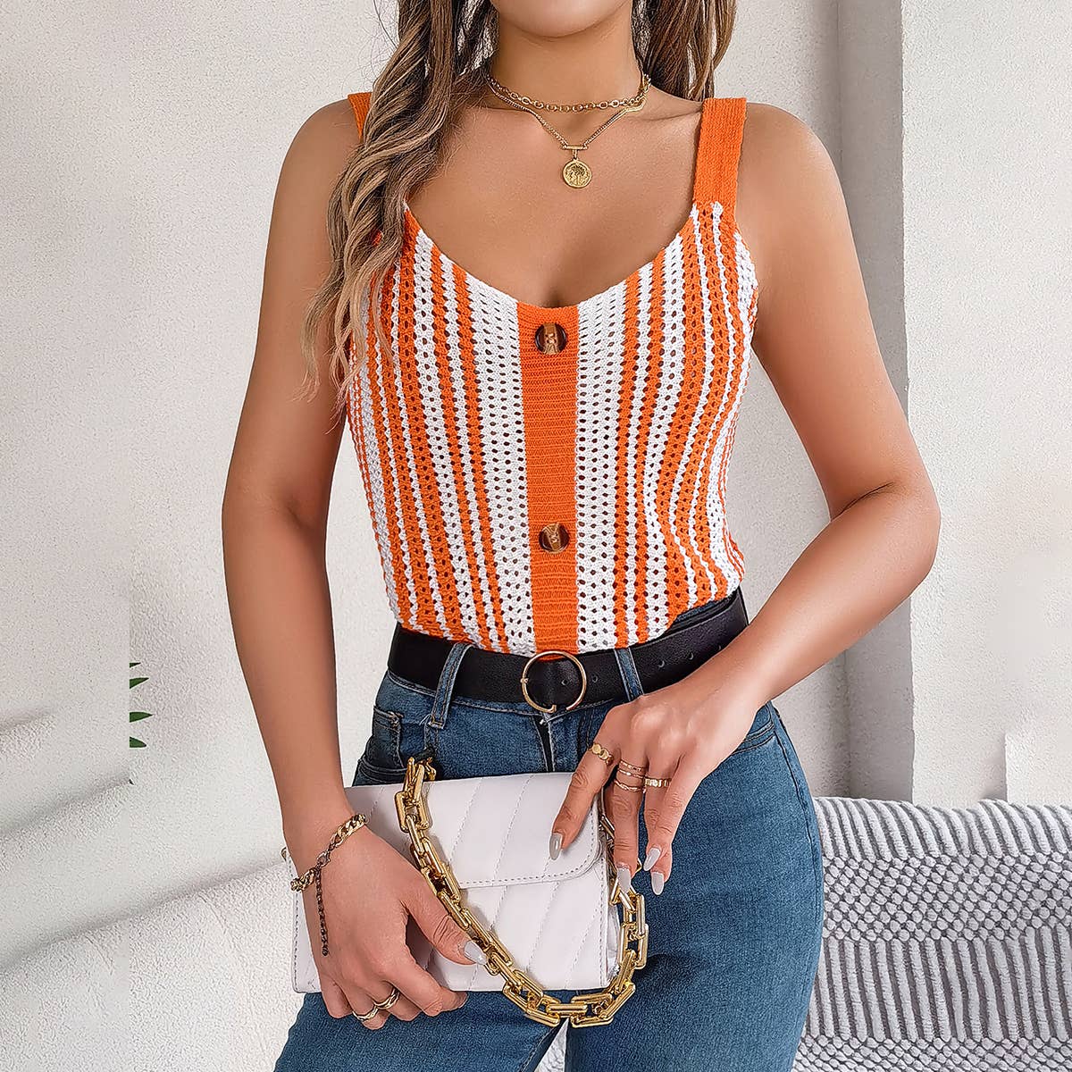 V-neck button-contrast hollow knit