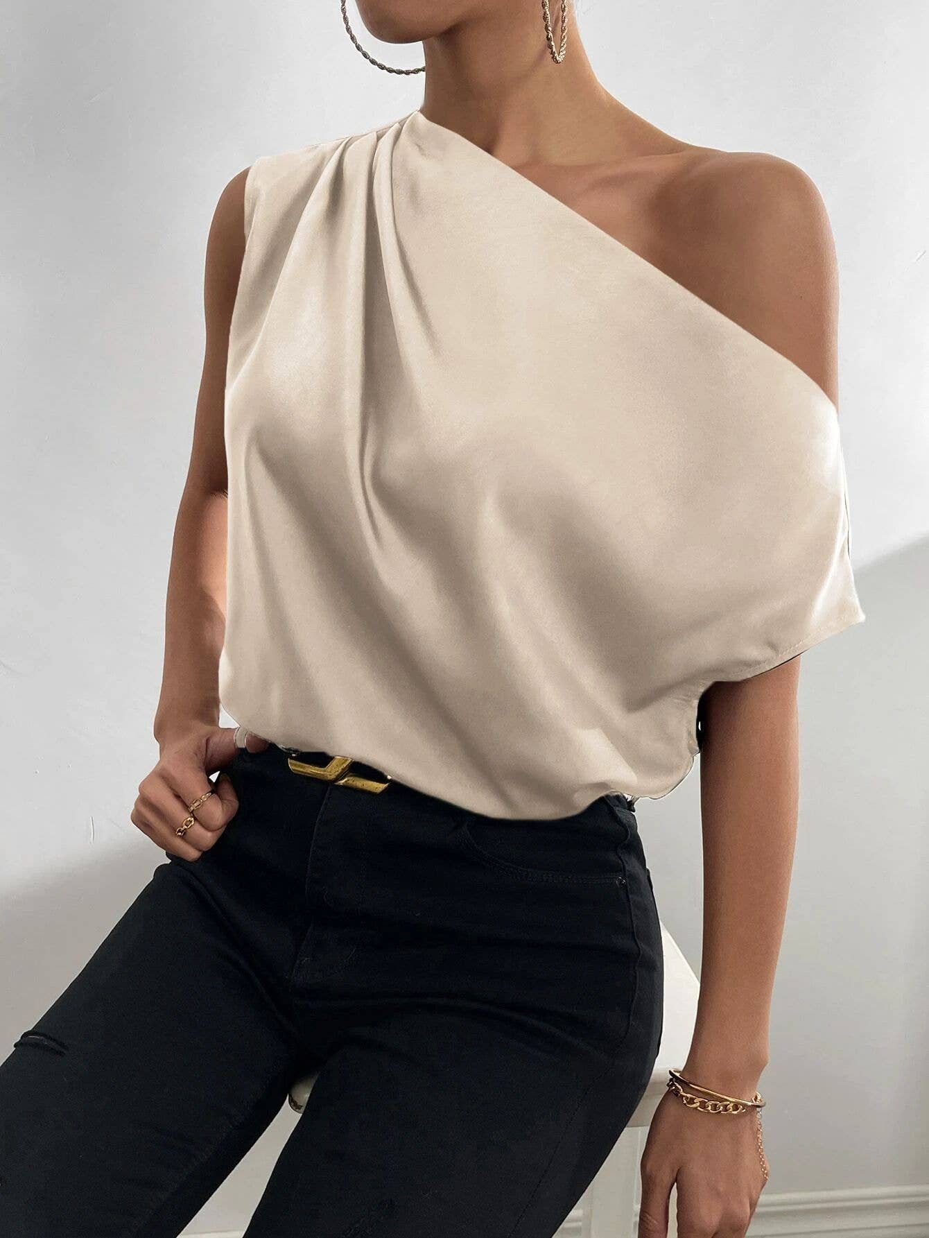 Fashion skew neck pinched irregular vest