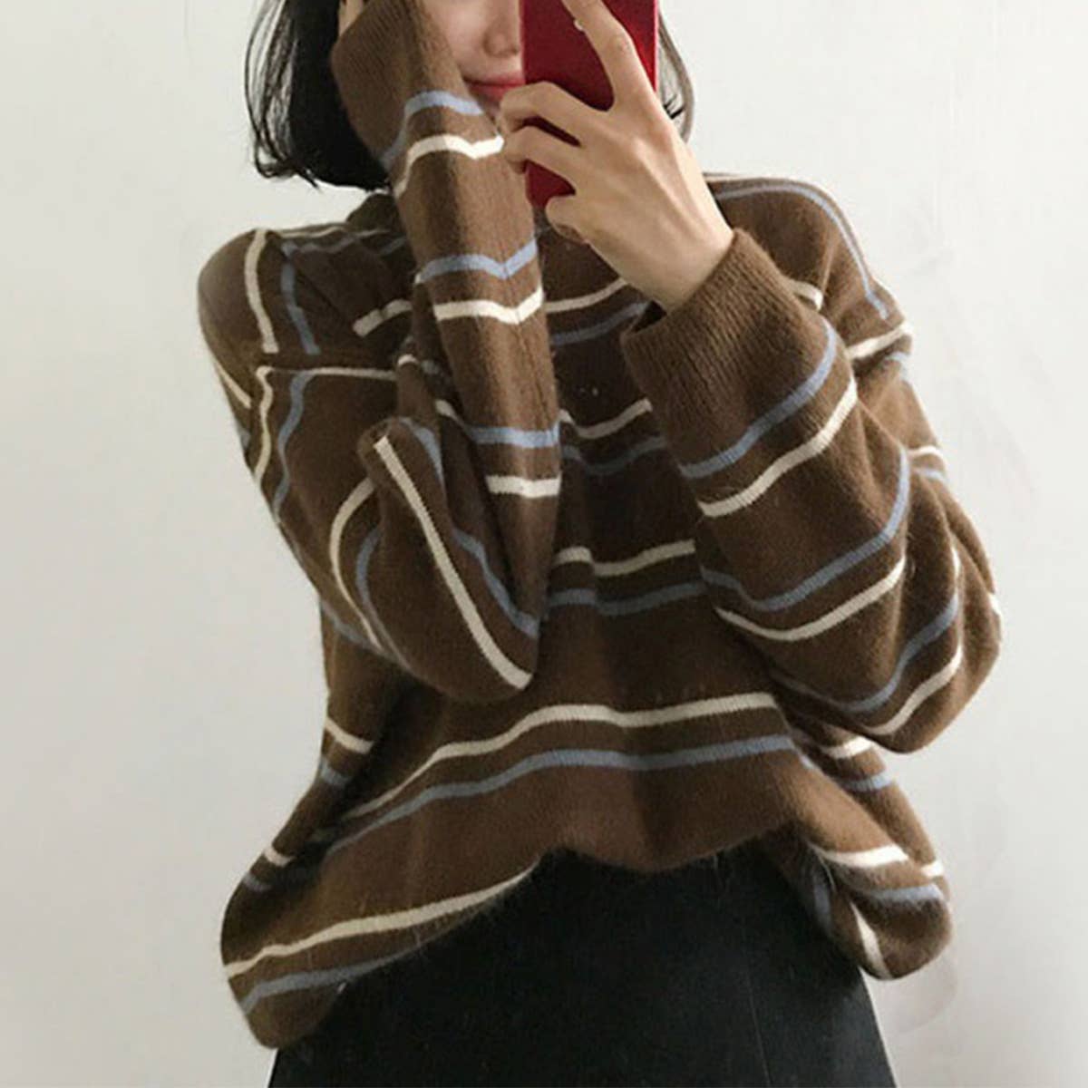 Laid-back pullover striped knitted sweater