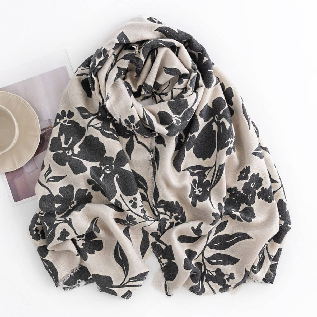 Street Style Faux Cashmere Scarf - Winter Chic_CWASC0463