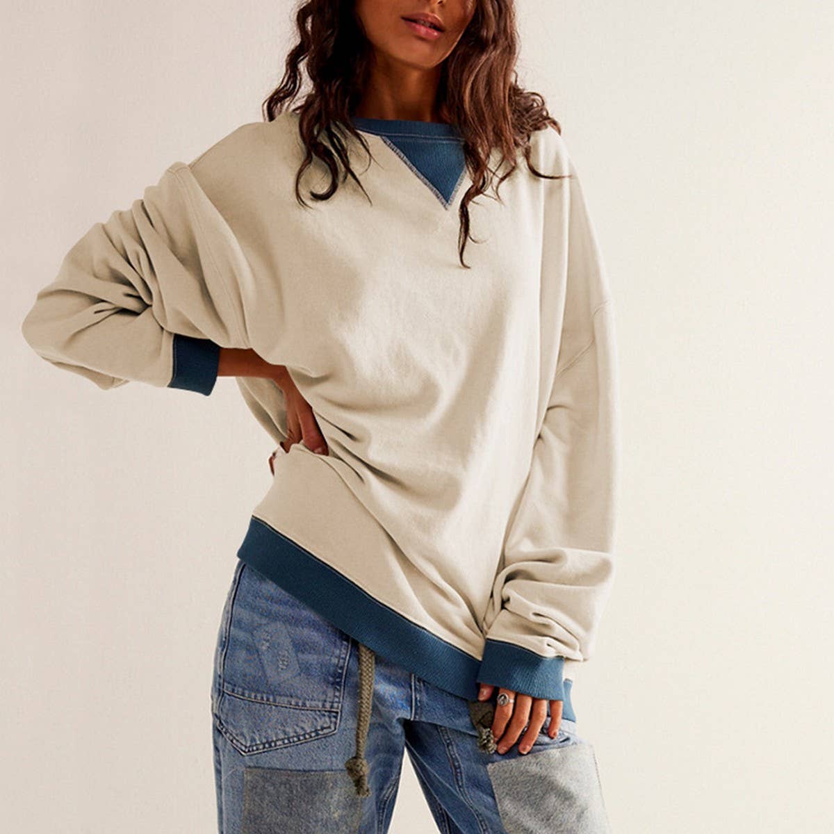 Solid color crew-neck split loose sweatshirt hoodie