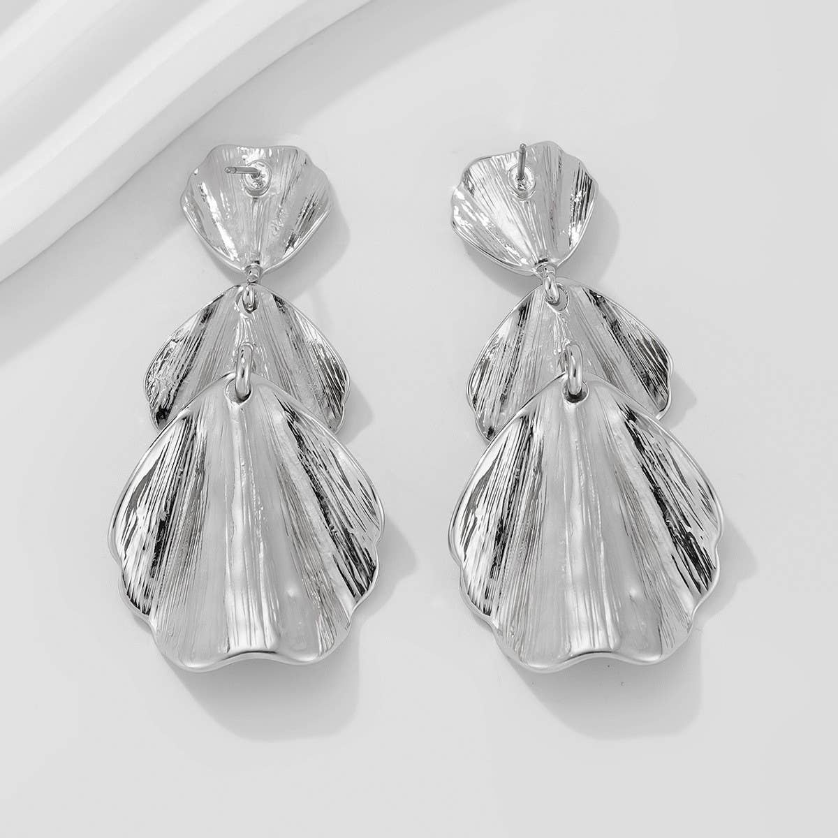 SIMPLE AND ELEGANT TEMPERAMENT RUFFLE EARRINGS