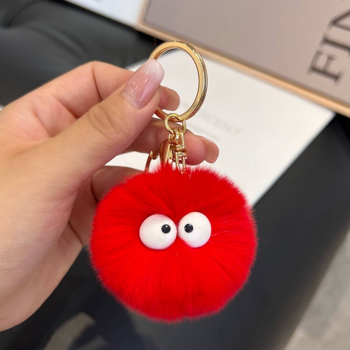 CUTE LITTLE FUR BALL CAR KEYCHAIN BAG PENDANT GIFT
