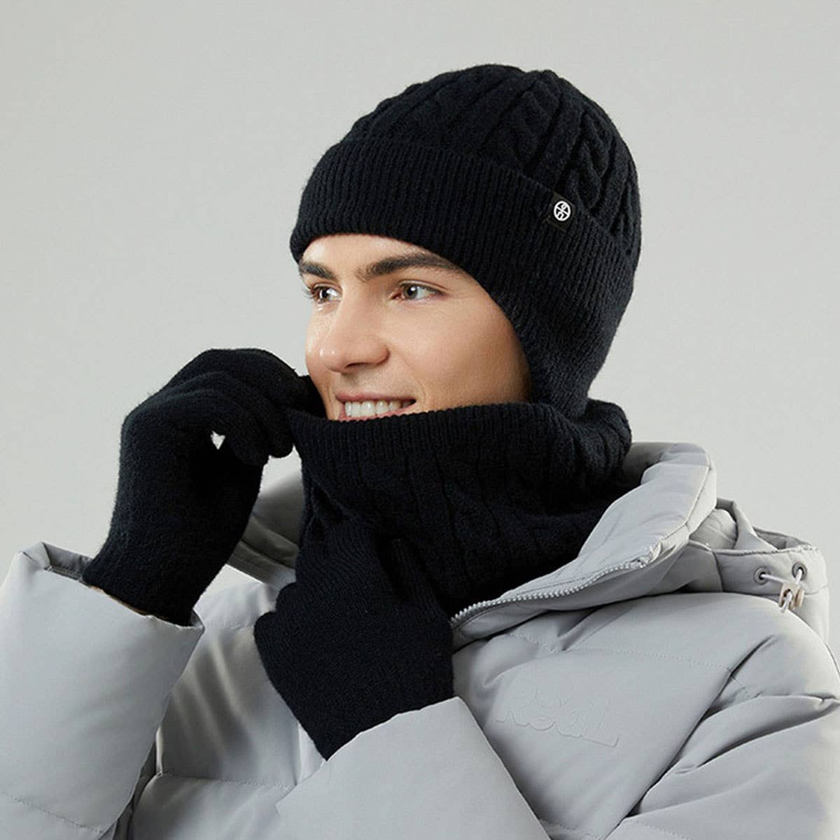 WINTER OUTDOOR VELVET SCARF WARM THREE-PIECE SUIT