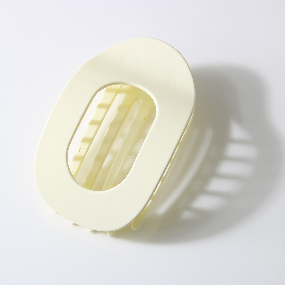 Oval Flat Hair Clip for Women, Strong Grip Clamp_CWMM4936