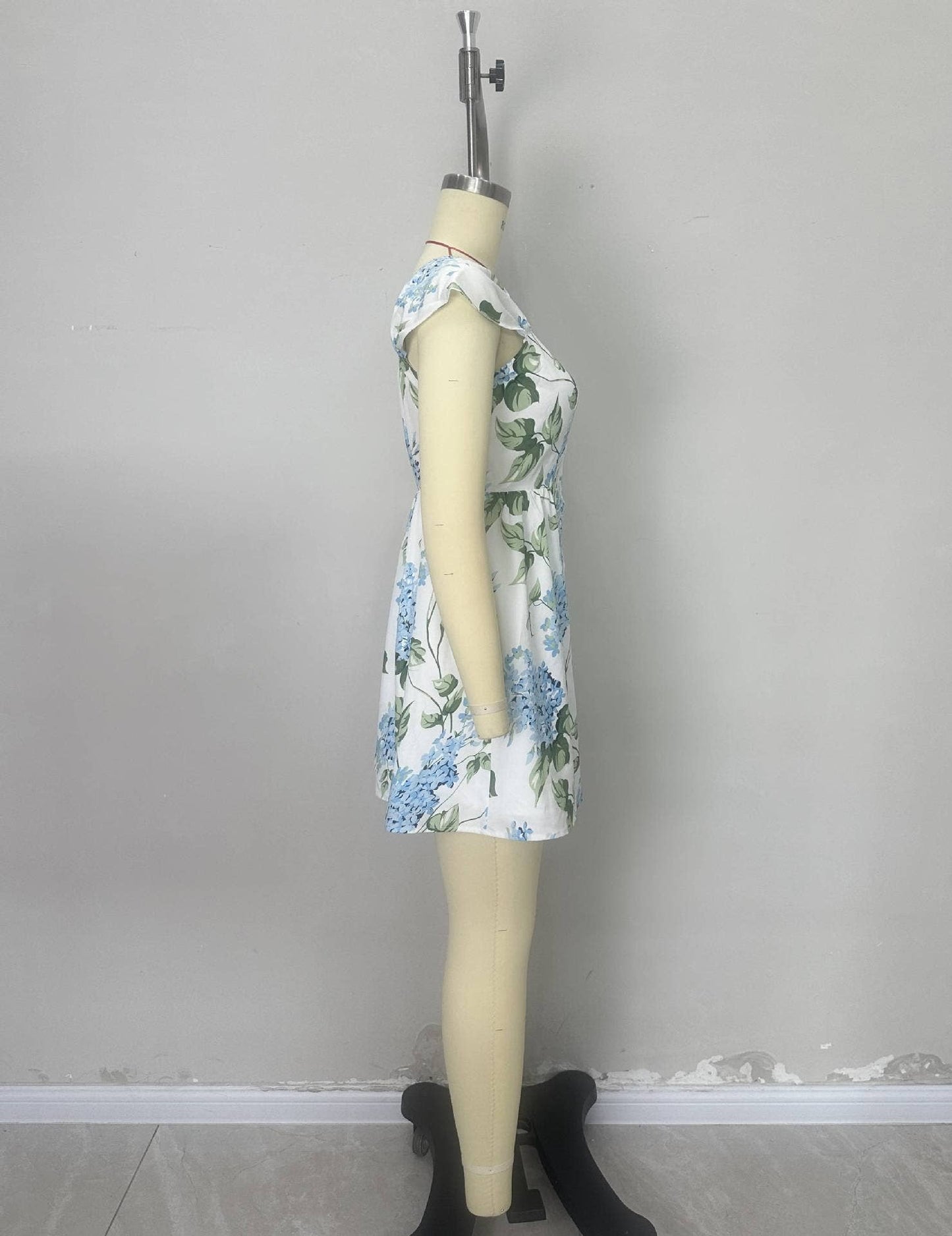 Printed color series fashionable slimming dress