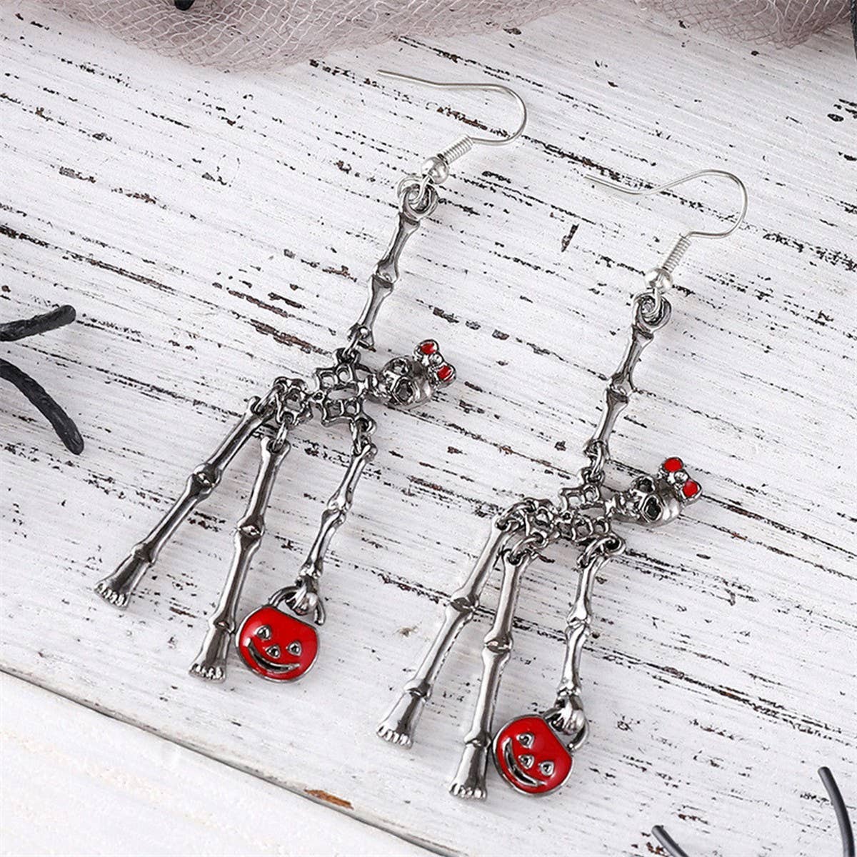 HALLOWEEN EXAGGERATED SKULL EARRINGS