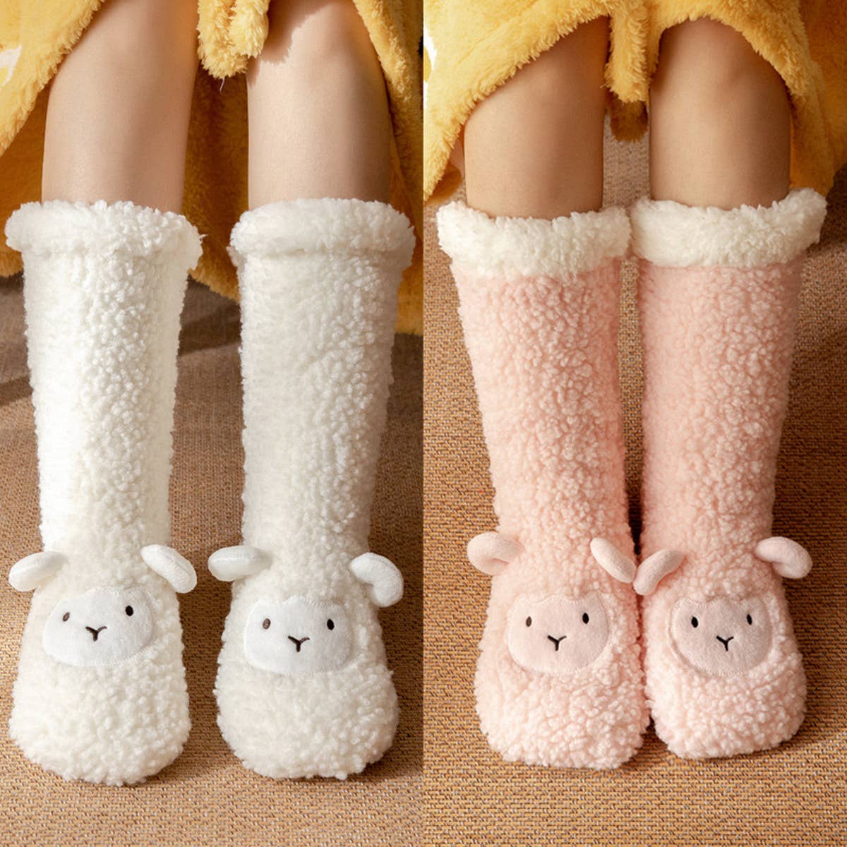 WOMEN LAMB PATTERN PLUSH INDOOR SLIPPERS