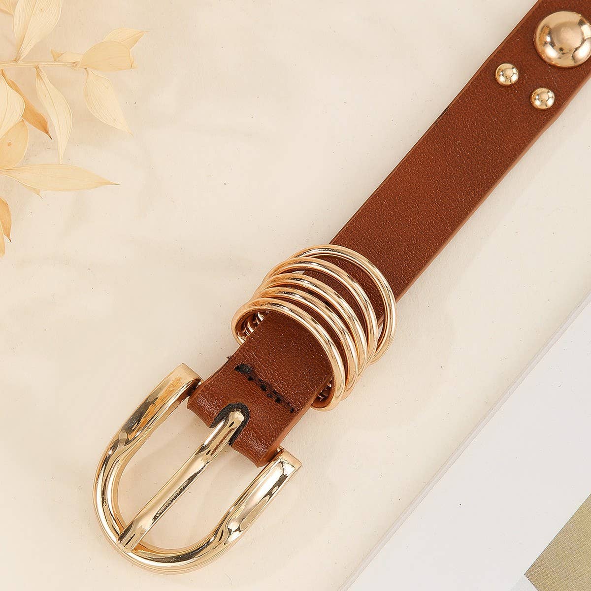 PUNK STYLE HEAVY METAL BELT WITH GOLD RIVETS_CWMM3927